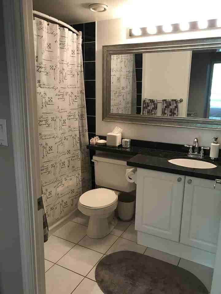 139 Merton St - Photo 5 of 7