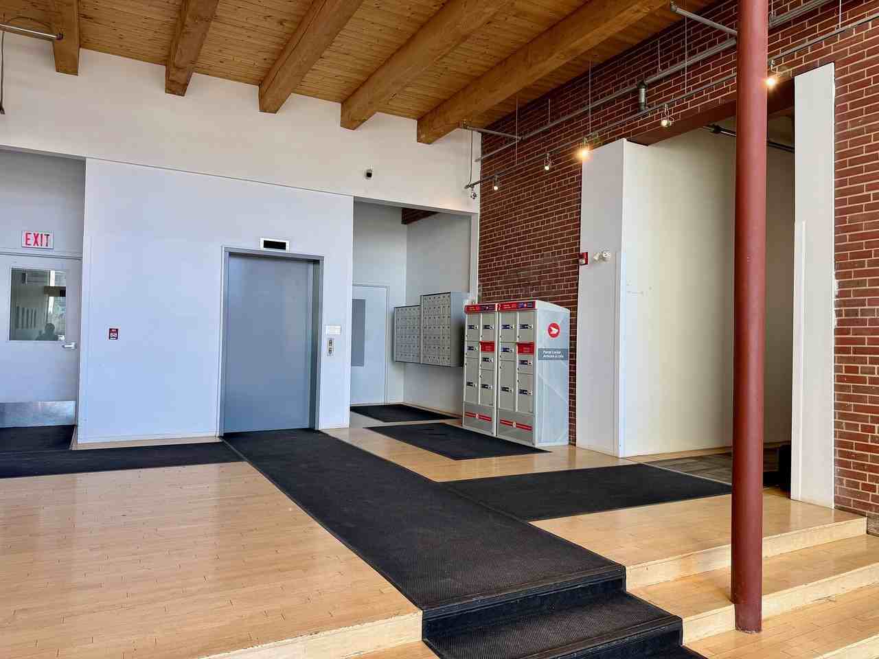 10309 107 St Nw - Photo 5 of 8