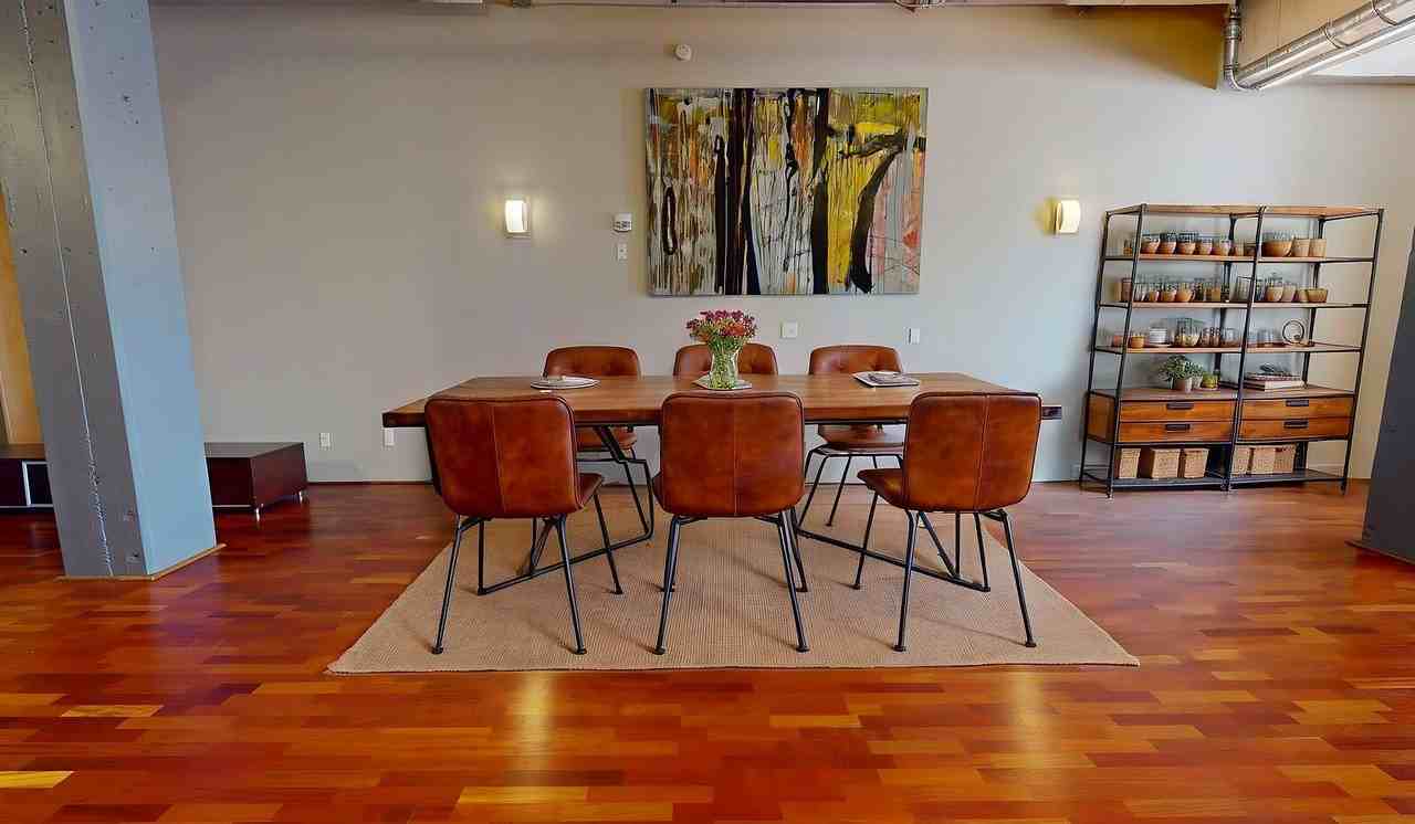 10309 107 St Nw - Photo 7 of 8