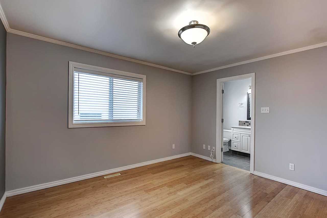 10620 128 Ave Nw - Photo 6 of 16