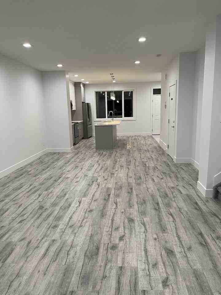 12223 102 St Nw - Photo 2 of 34