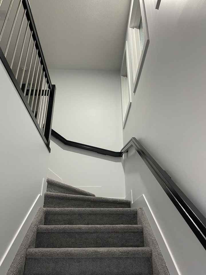 12223 102 St Nw - Photo 3 of 34