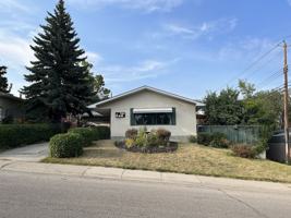 featured image of 744 Sabrina Rd Sw
