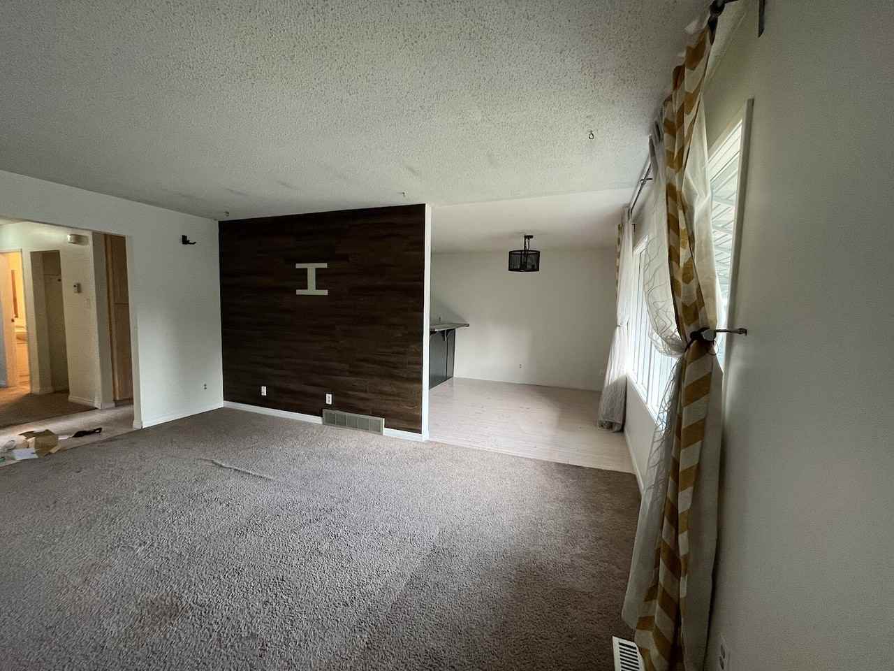744 Sabrina Rd Sw - Photo 6 of 27