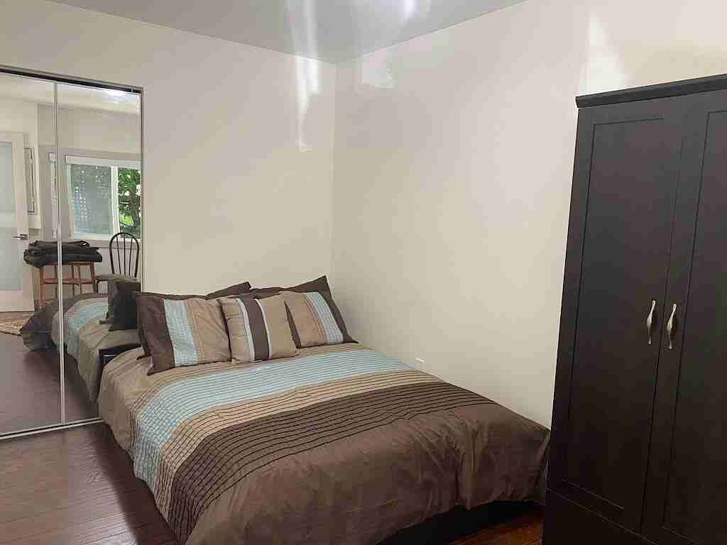 308 Montroyal Blvd - Photo 5 of 7