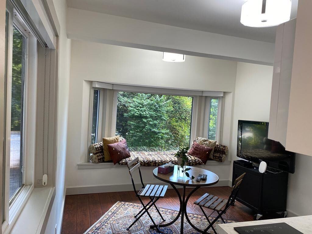 308 Montroyal Blvd - Photo 7 of 7