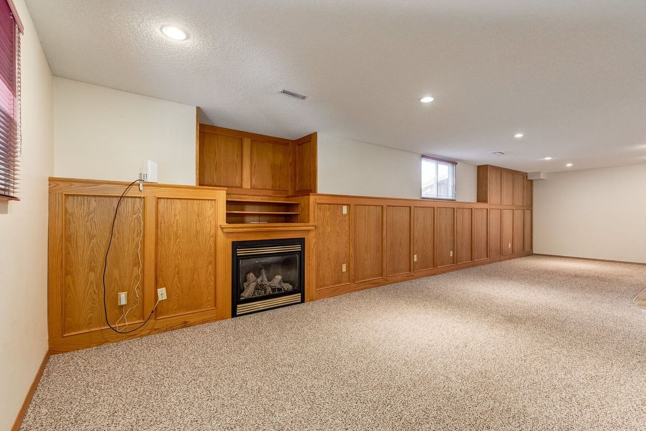 3R Hawkcliff Way Nw - Photo 5 of 27