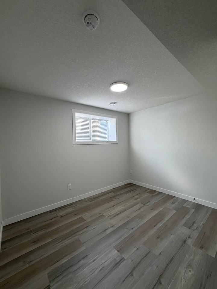 31 Yorkville Rd Sw - Photo 6 of 14