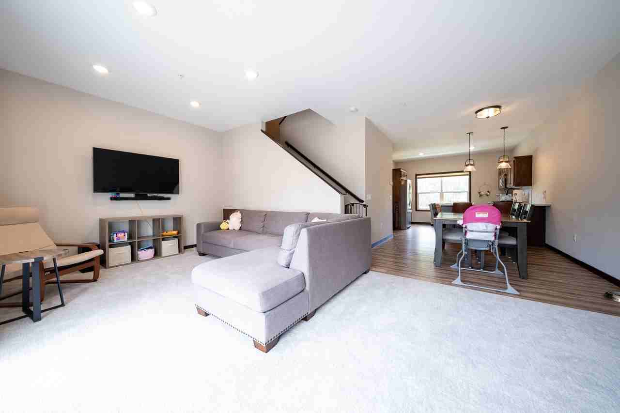 10240 3rd St Ne #D - Photo 4 of 27