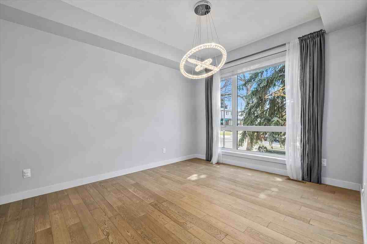 8706 88 Ave Nw - Photo 5 of 41