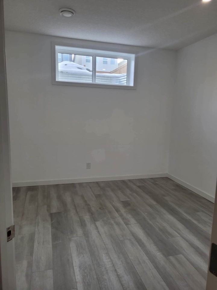 121 Mallard Grove Se - Photo 2 of 7