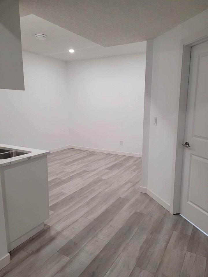121 Mallard Grove Se - Photo 4 of 7