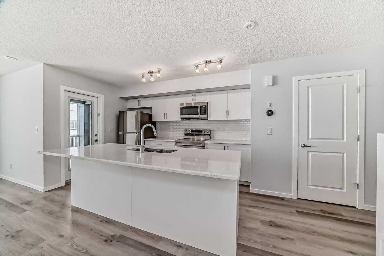328 Windbury Rd Sw - Photo 6 of 37