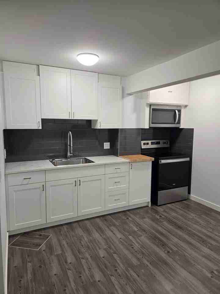 1404 Podersky Link Sw - Photo 3 of 9