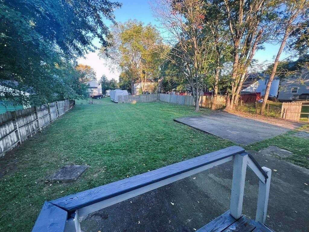 708 Johnson St - Photo 2 of 13