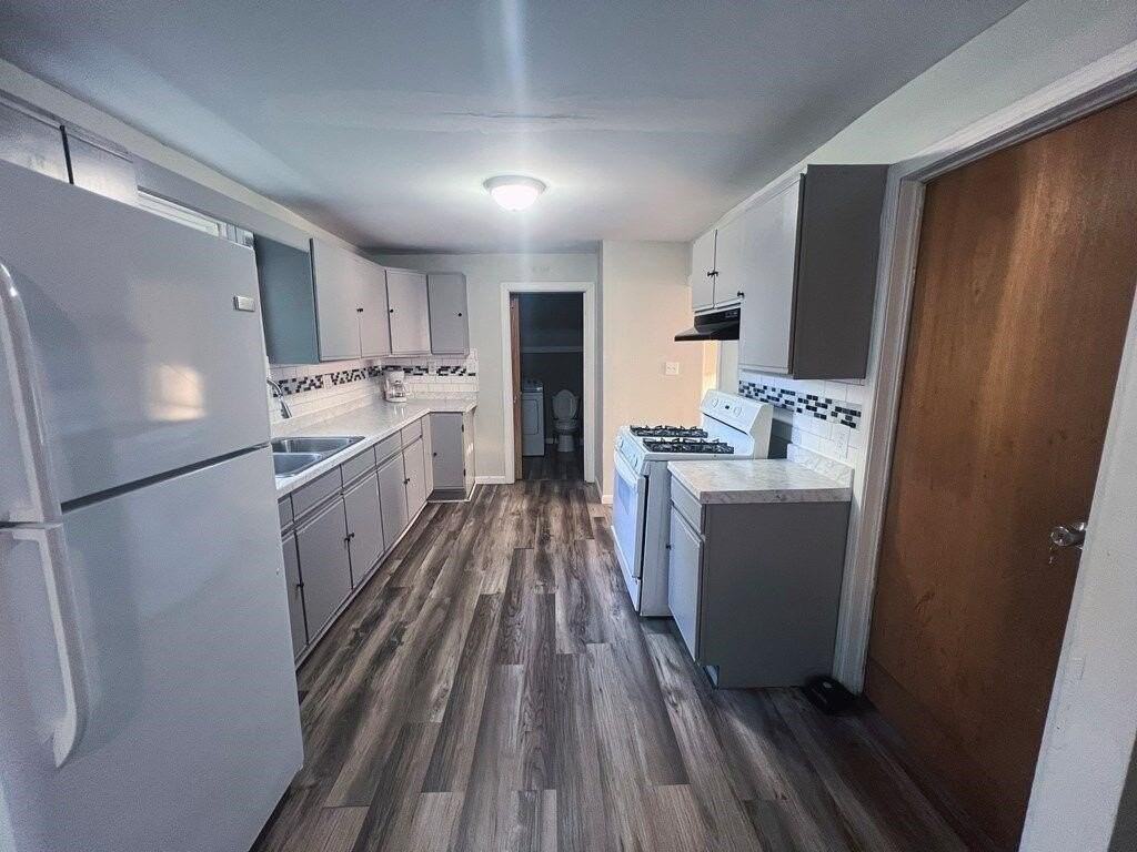 708 Johnson St - Photo 4 of 13
