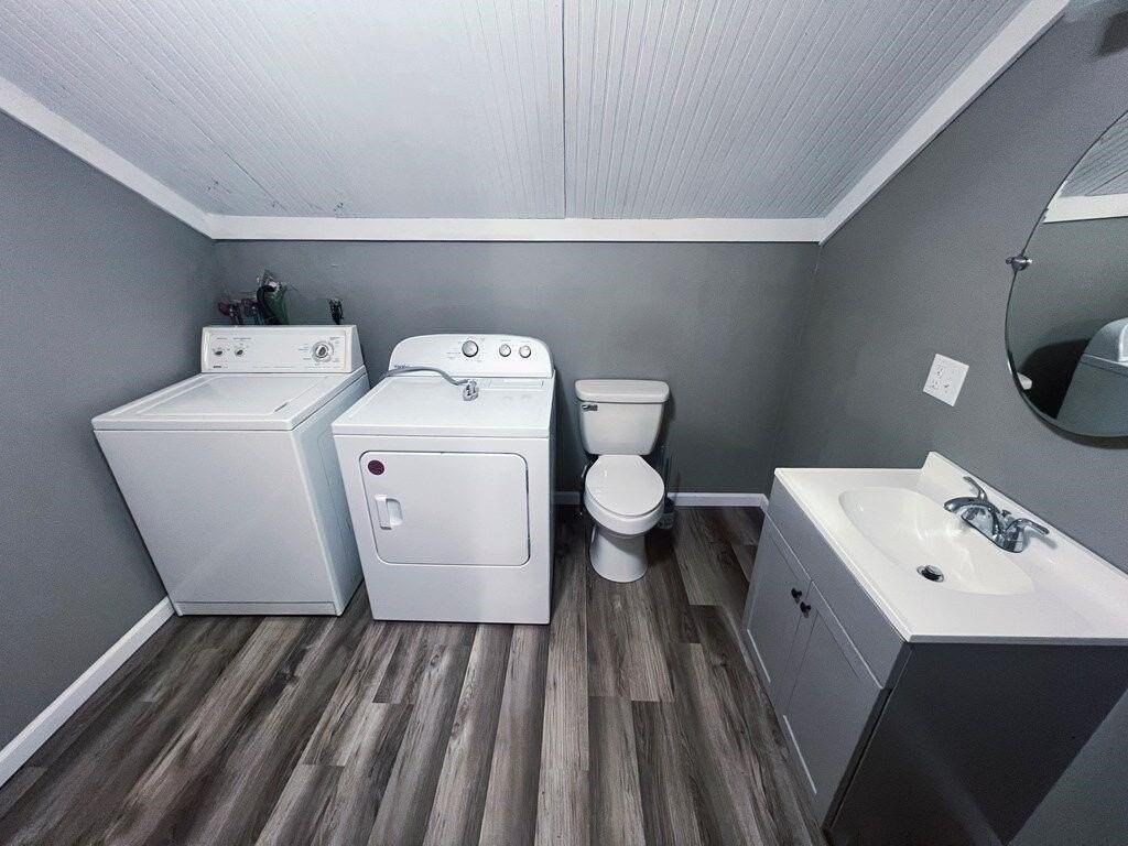 708 Johnson St - Photo 6 of 13