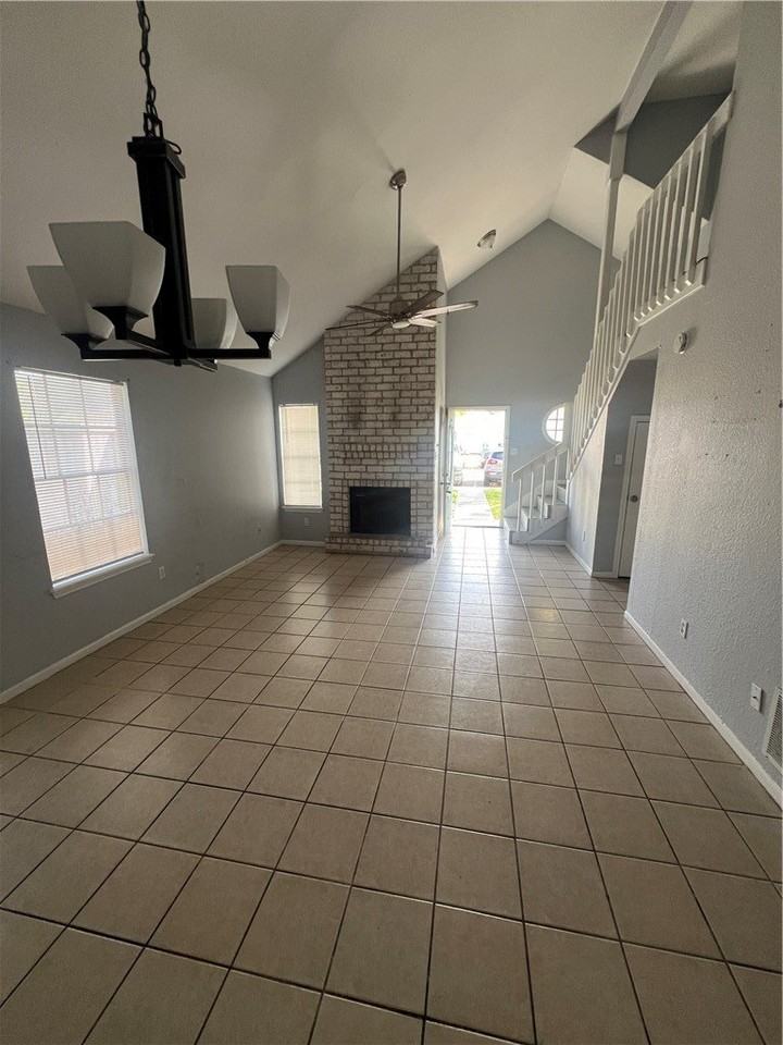 7202 The Mansions Dr #I1 - Photo 2 of 13