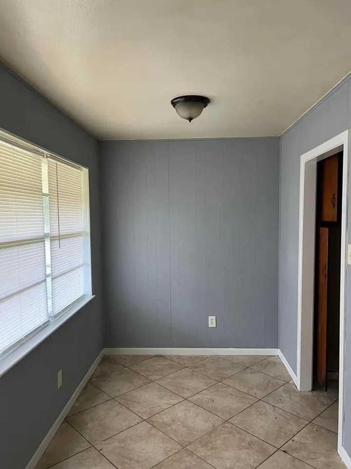 700 Corley St - Photo 5 of 8