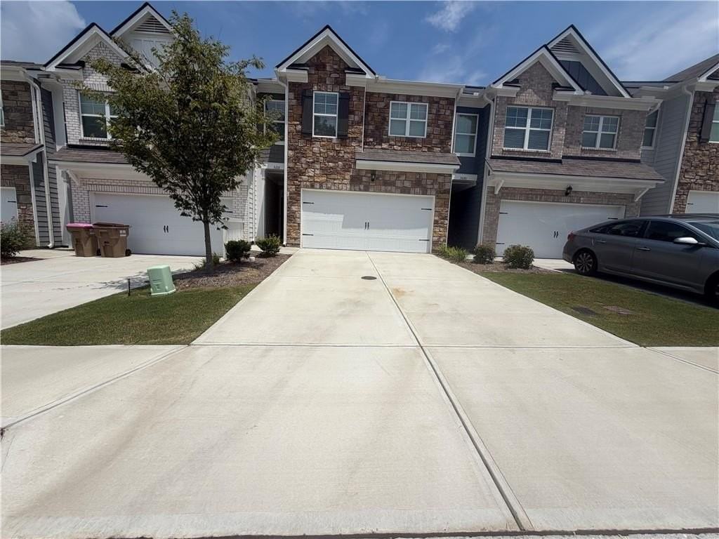 3101 Greyton Dr - Photo 2 of 18