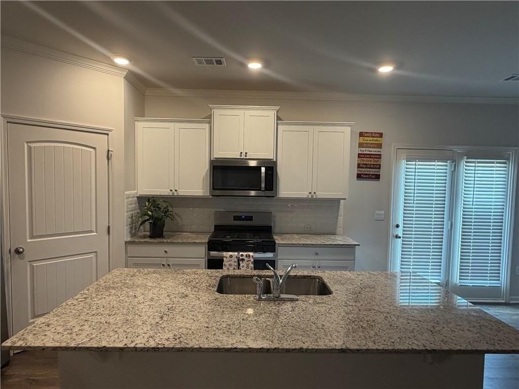 3101 Greyton Dr - Photo 5 of 18