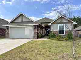 featured image of 1113 Magnolia Dr