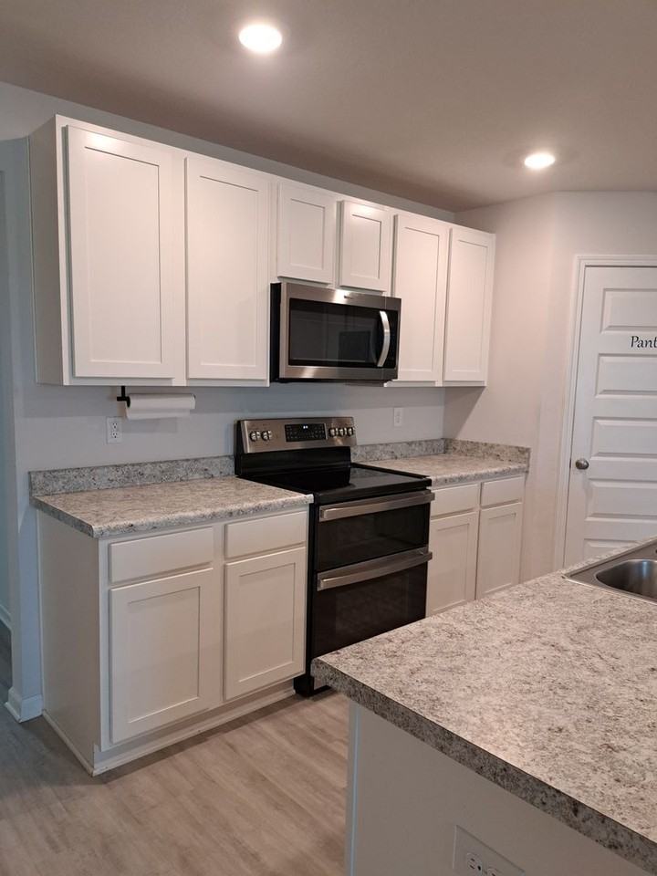 6541 Slabinski Ln - Photo 2 of 24
