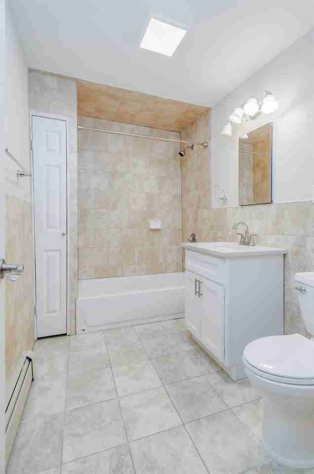 419 Broadway #3 - Photo 4 of 8