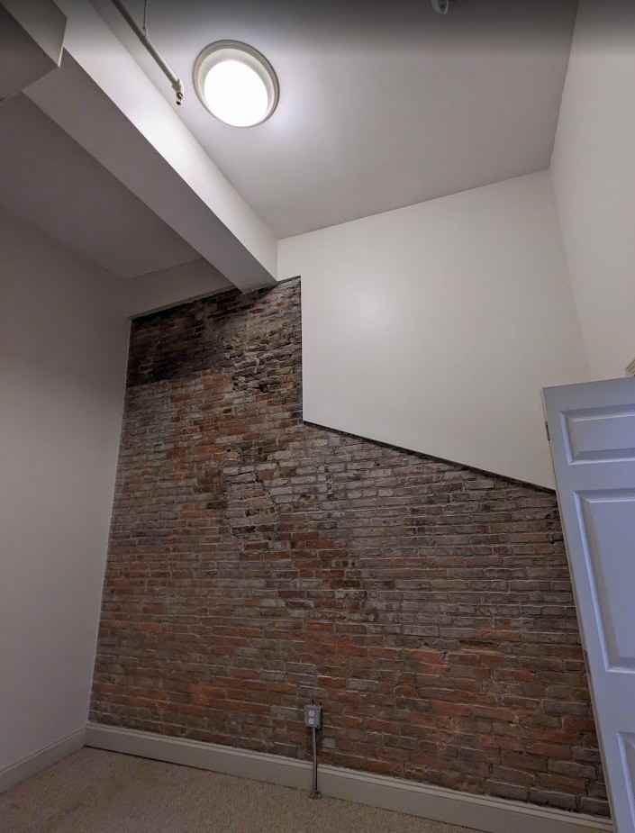 130 East State Street #402 - Photo 7 of 16