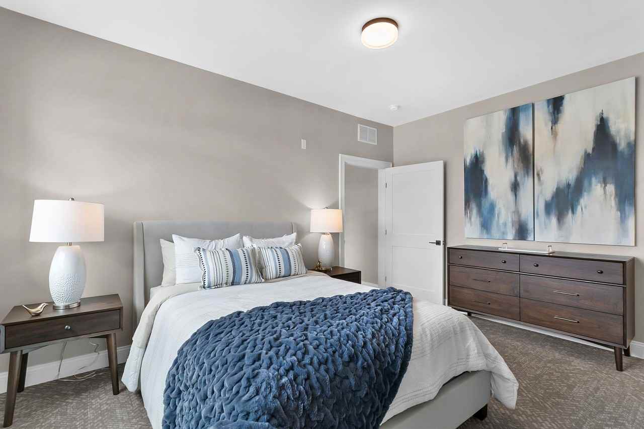 Byline Apartments - Photo 4 of 40