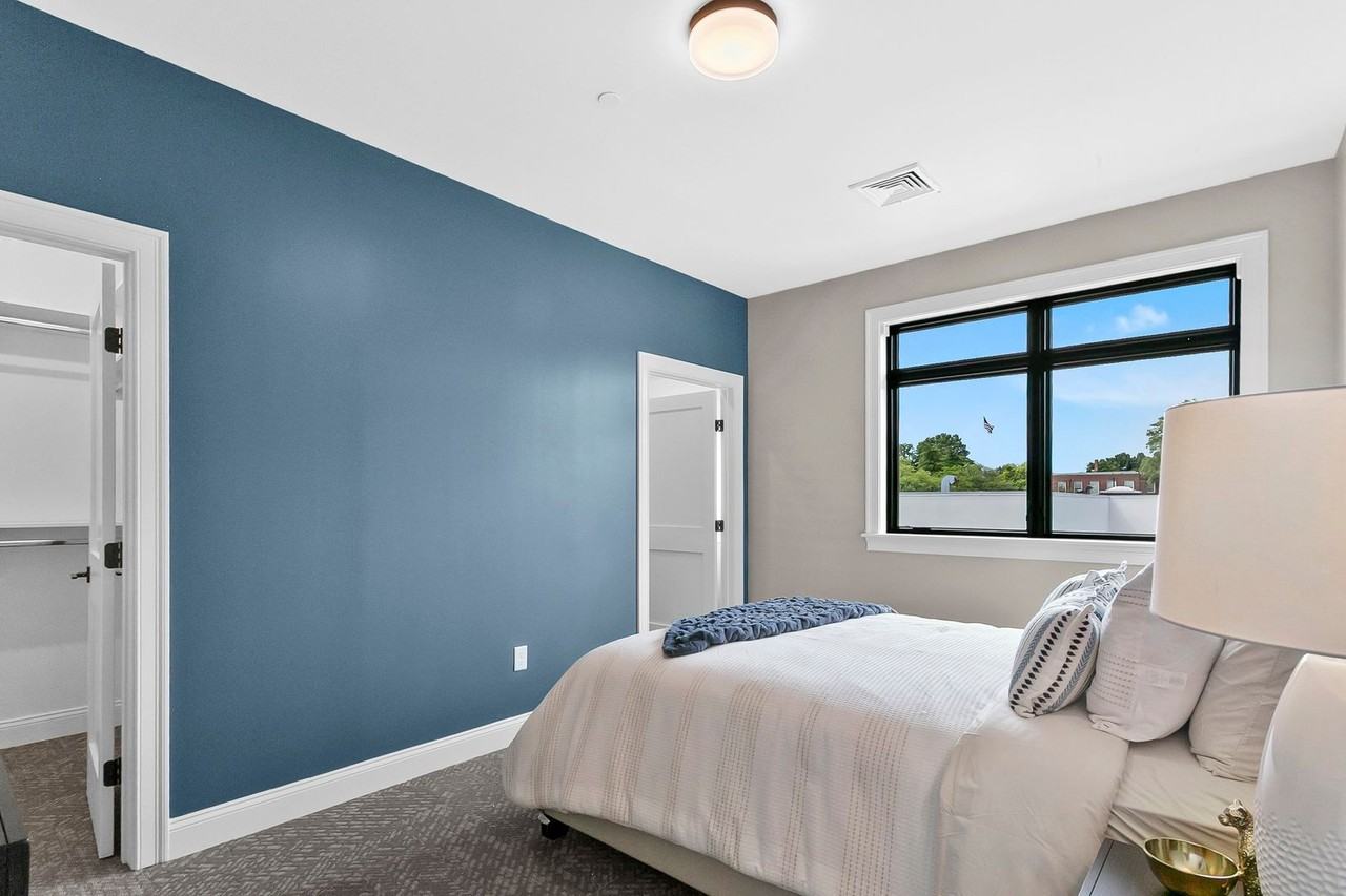 Byline Apartments - Photo 5 of 40