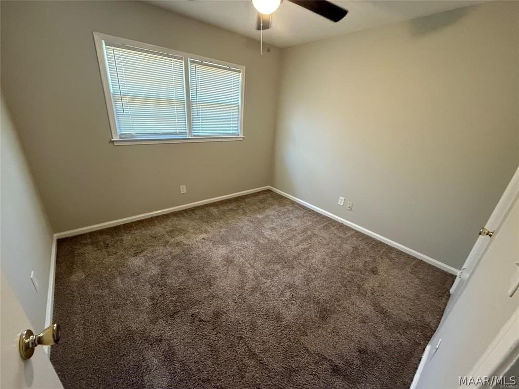 3211 Hackberry Ln - Photo 7 of 10