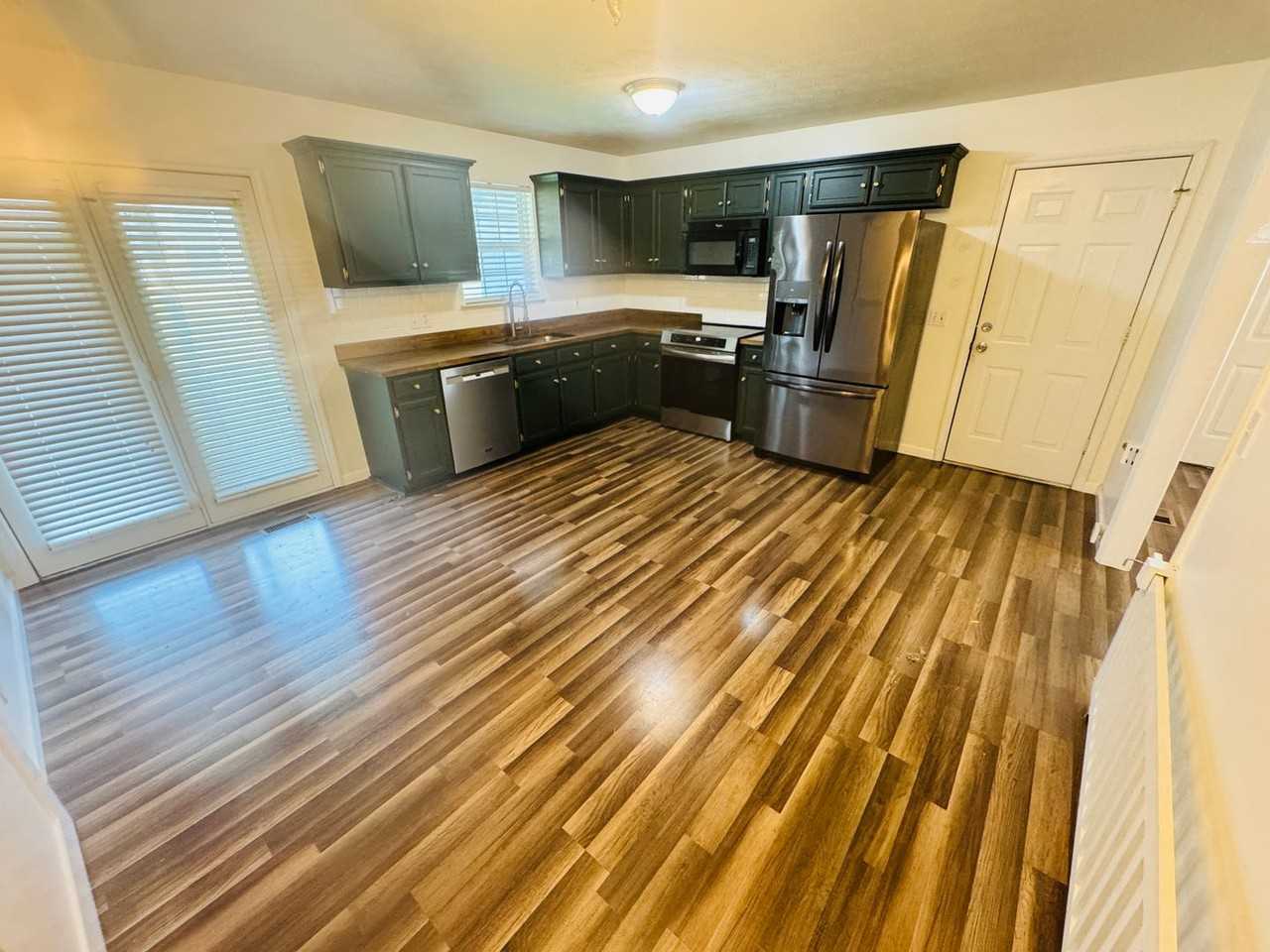 720 Fields Ln - Photo 6 of 12