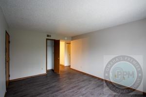 featured image of 15605 N 4th St