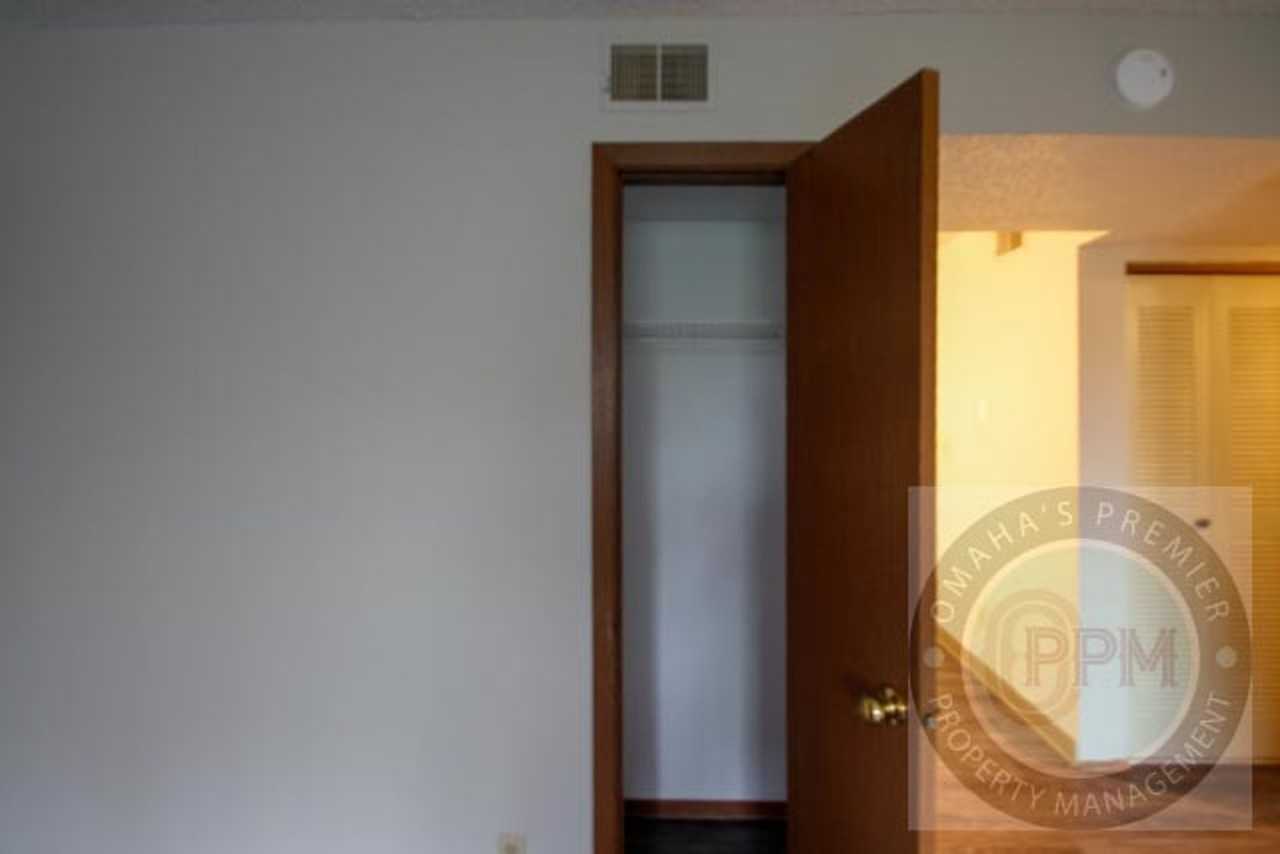 BEN APARTMENTS - Photo 3 of 26