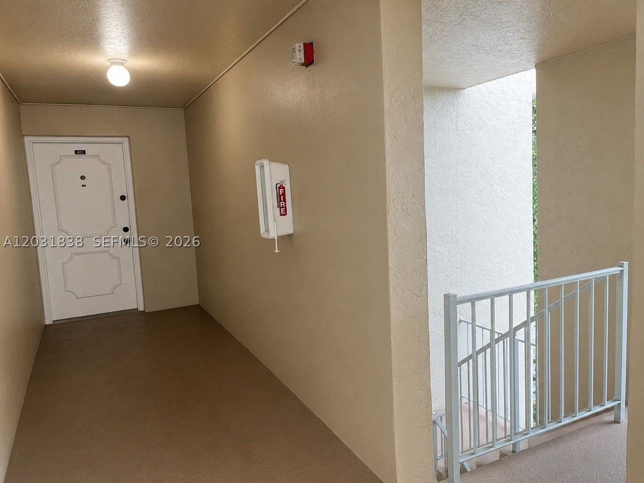 9420 Tangerine Pl #401 - Photo 2 of 32