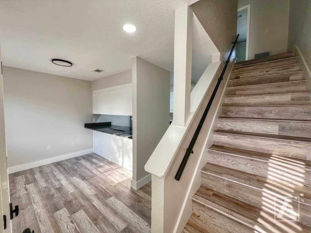 1782 Carley Ct - Photo 4 of 19