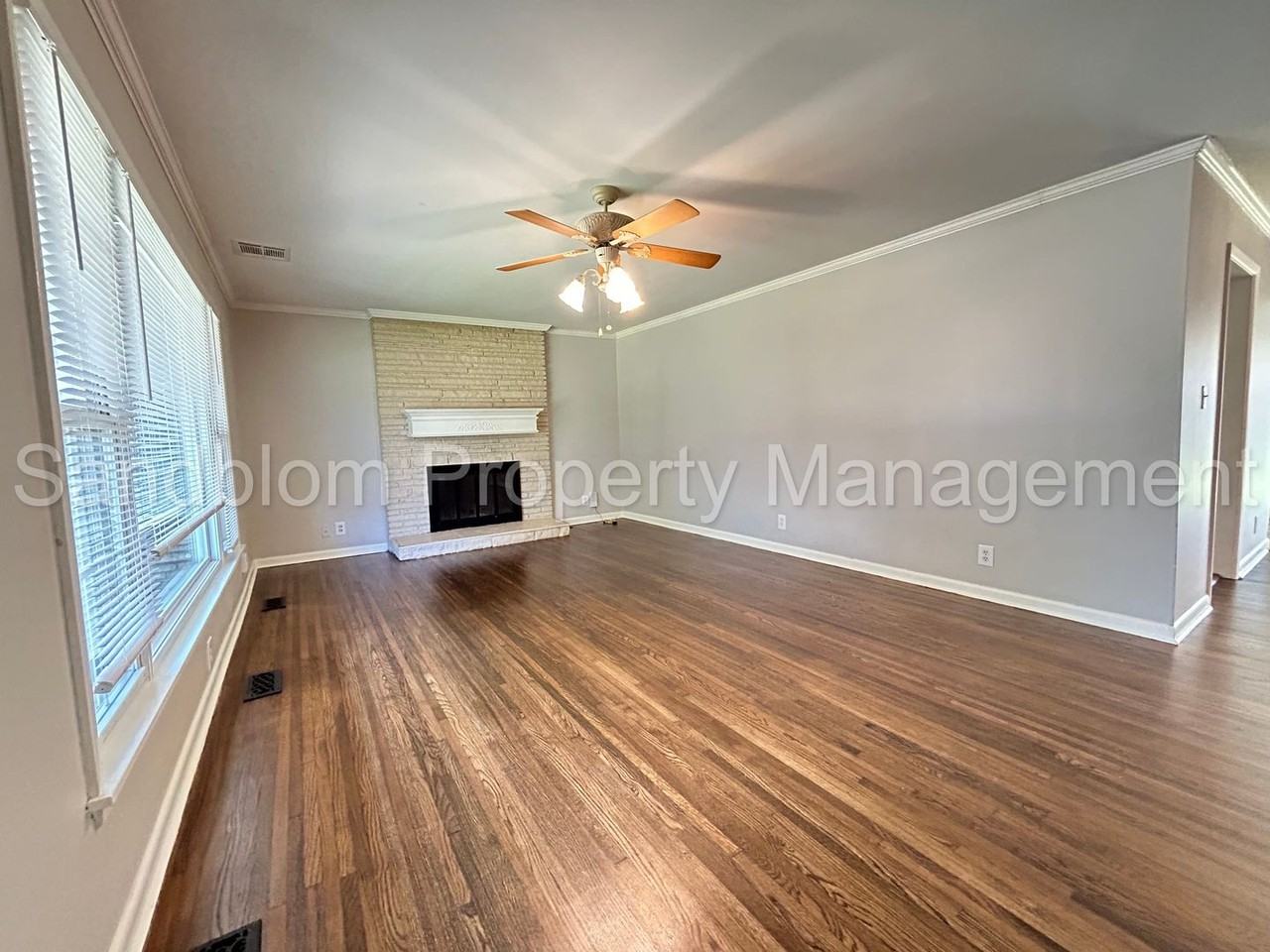 4520 E 21st Pl - Photo 3 of 21