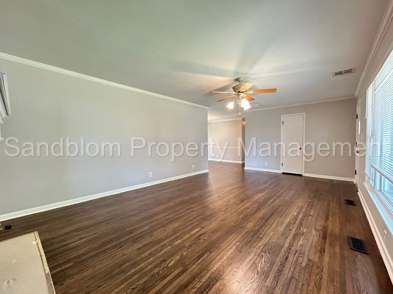 4520 E 21st Pl - Photo 4 of 21