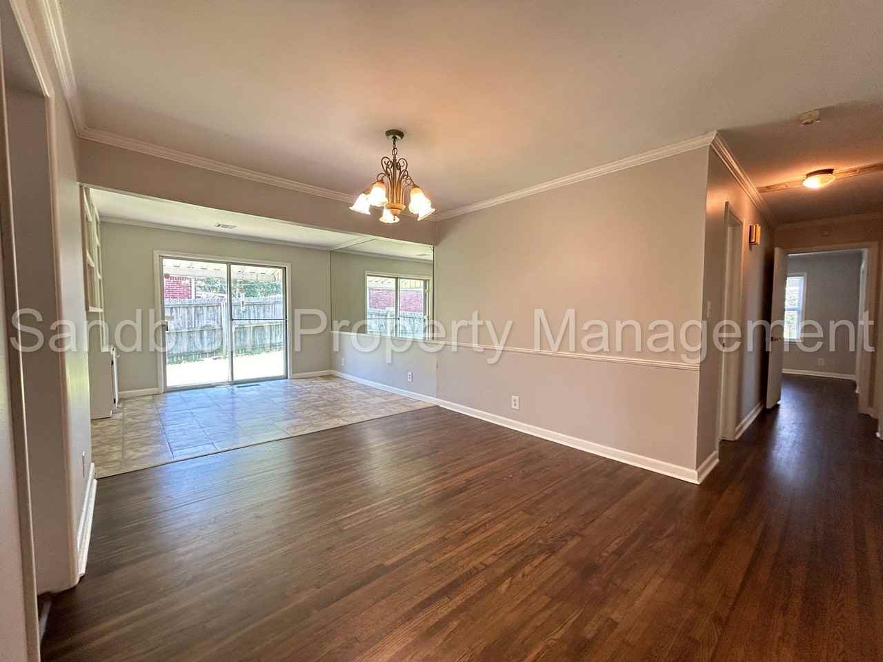 4520 E 21st Pl - Photo 5 of 21