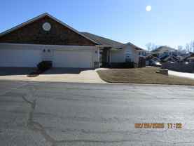 505 Nw Fairway Villa Dr - Photo 1 of 1