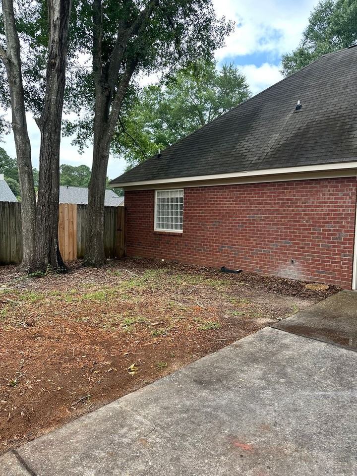 201 Belton Dr - Photo 5 of 42