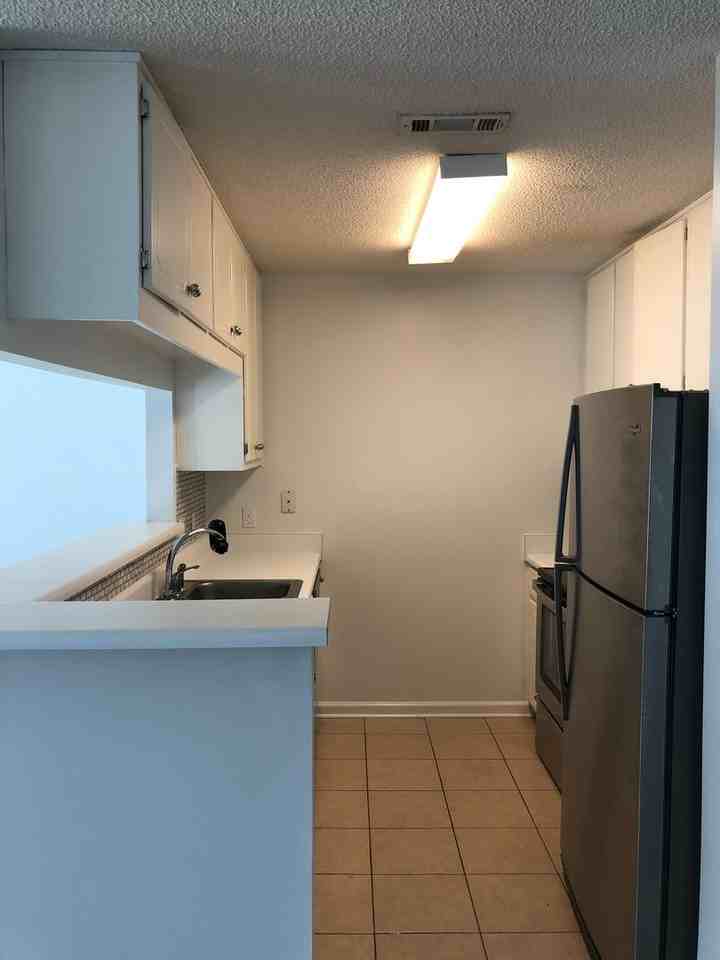 141 Commons Dr - Photo 5 of 12