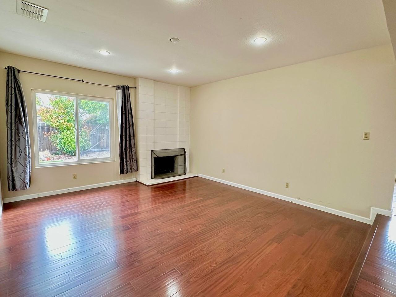 34134 Auden Ct - Photo 3 of 26