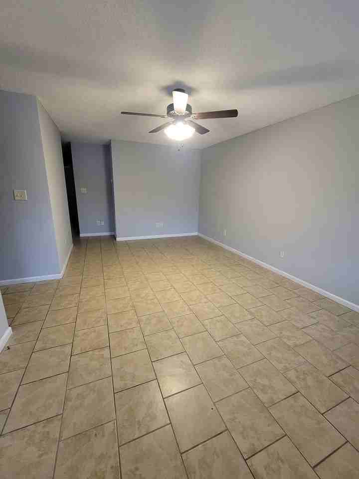 1111 Asheboro St - Photo 2 of 10