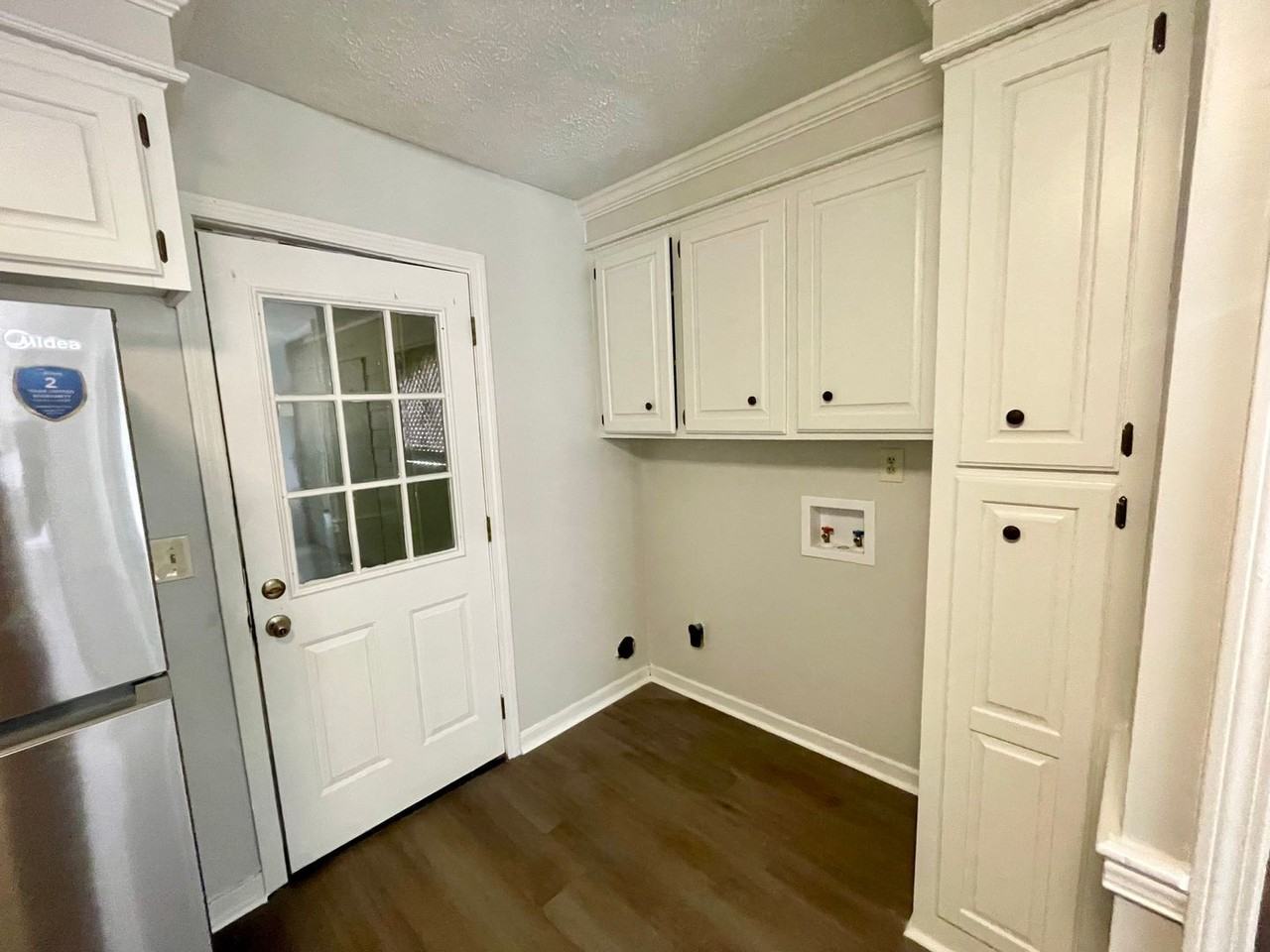 176 Bellegrove Cir - Photo 2 of 15
