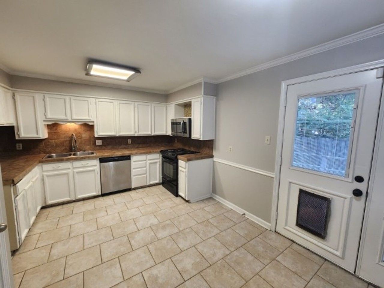 5 Hickory Ln - Photo 6 of 24