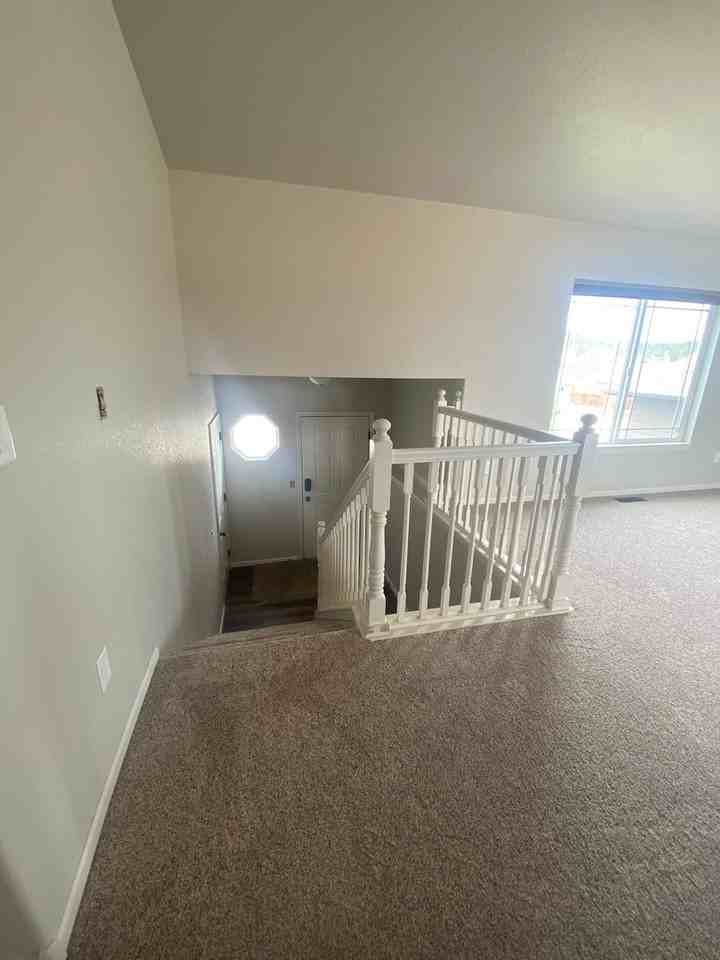 6587 Cambridge Pl - Photo 3 of 26