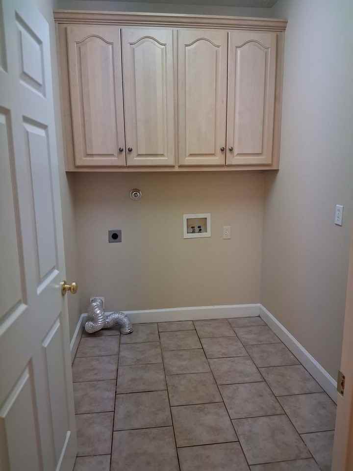 9950 Meadowood Dr - Photo 4 of 11