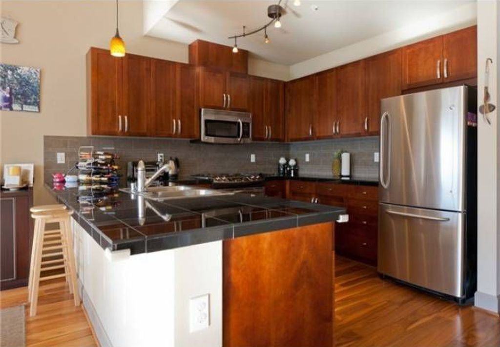 1840 25th Ave Ne #402 - Photo 3 of 11